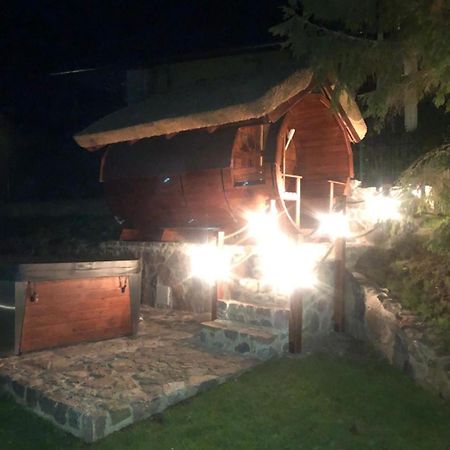 Dom Nad Jeziorem Ublik Z Sauna I Jacuzzi Eksteriør bilde